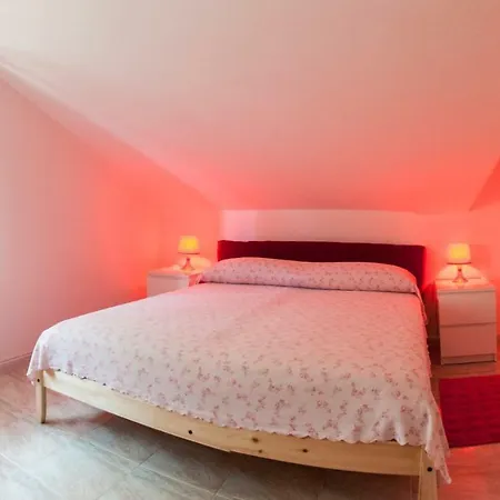 Casa Orlando Bed and Breakfast *